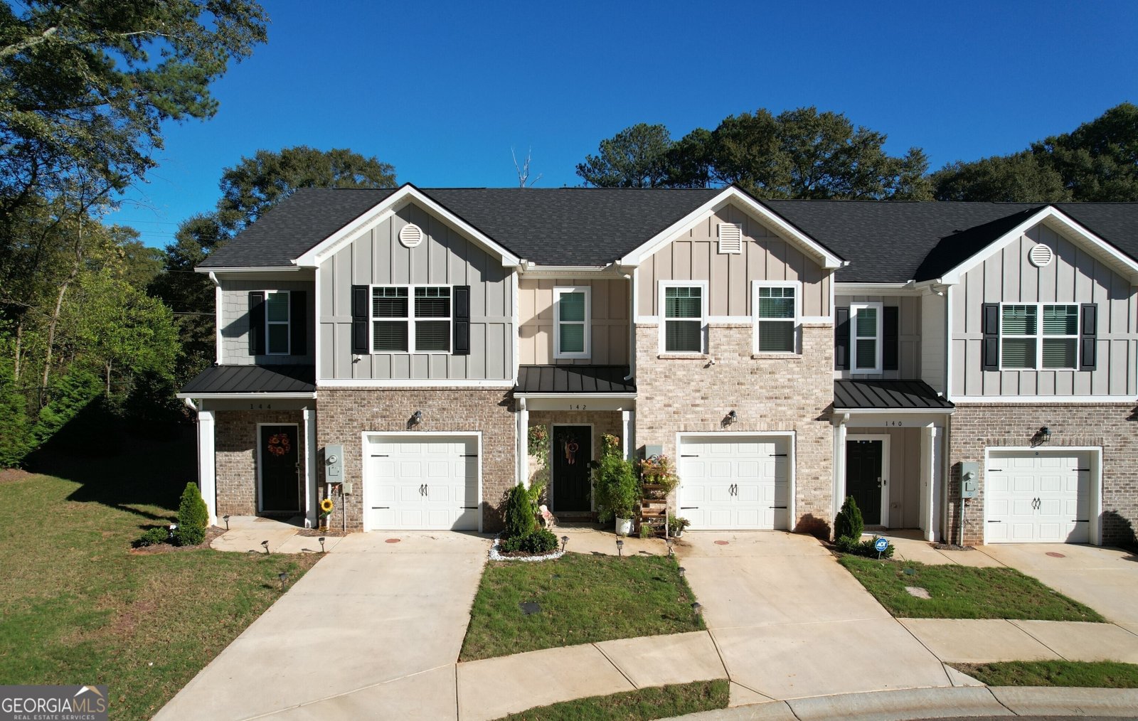 142 Hampton Circle McDonough - 1