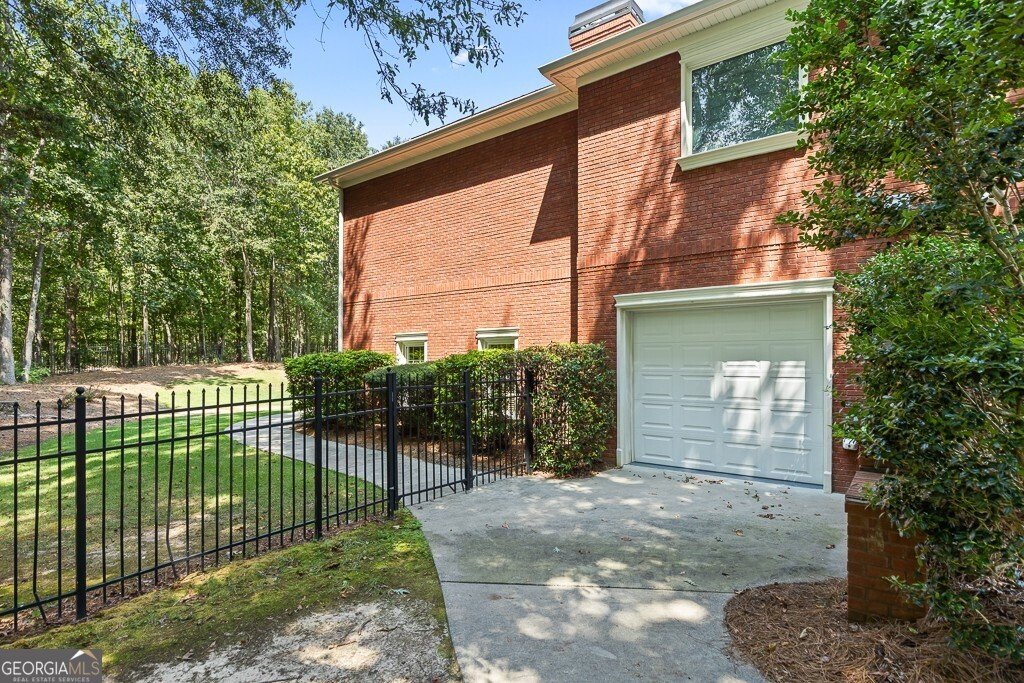 5222 Legends Drive Braselton - 17