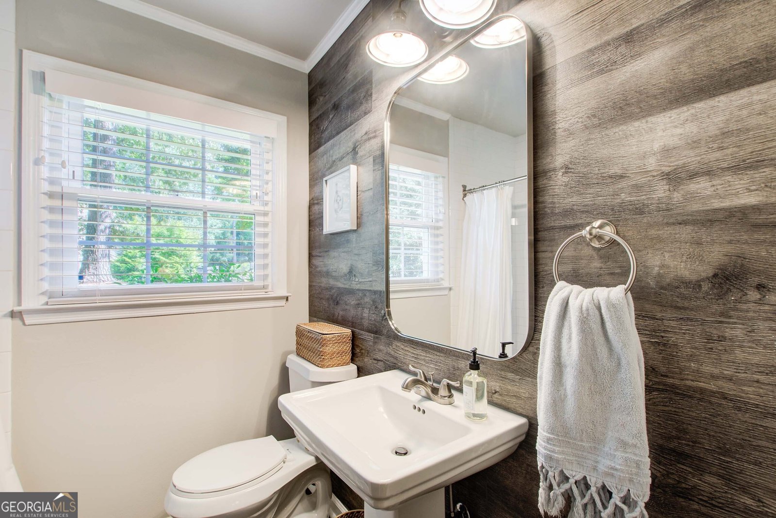 1595 Chateau Drive Dunwoody - 16