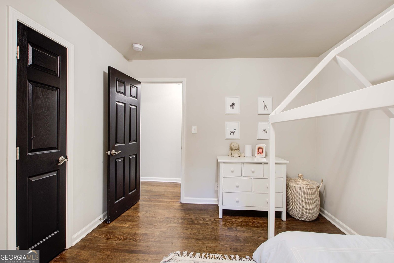 1595 Chateau Drive Dunwoody - 25