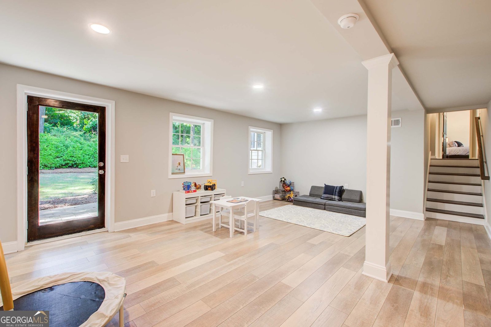 1595 Chateau Drive Dunwoody - 38