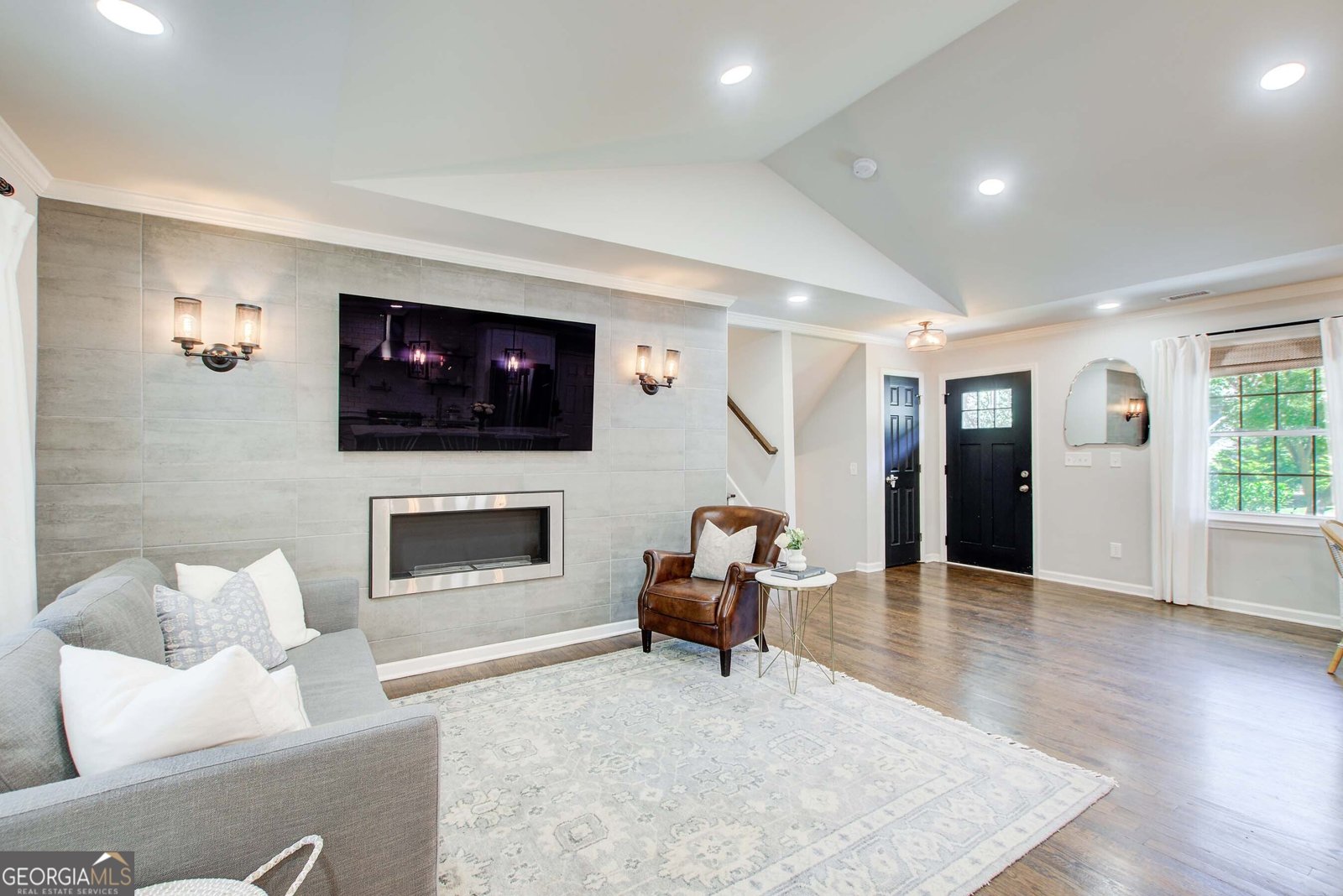 1595 Chateau Drive Dunwoody - 4
