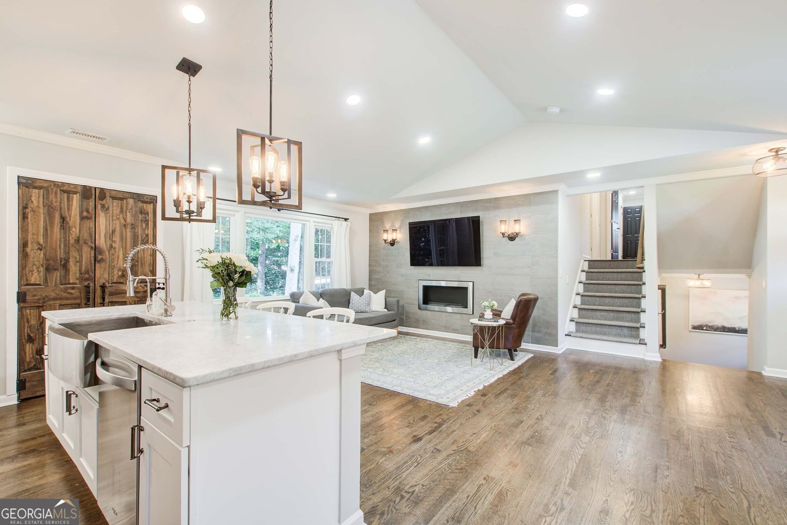 1595 Chateau Drive Dunwoody - 6