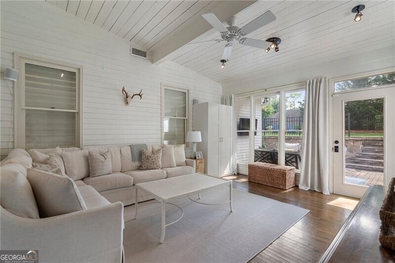 2223 Fairway Circle Atlanta - 28