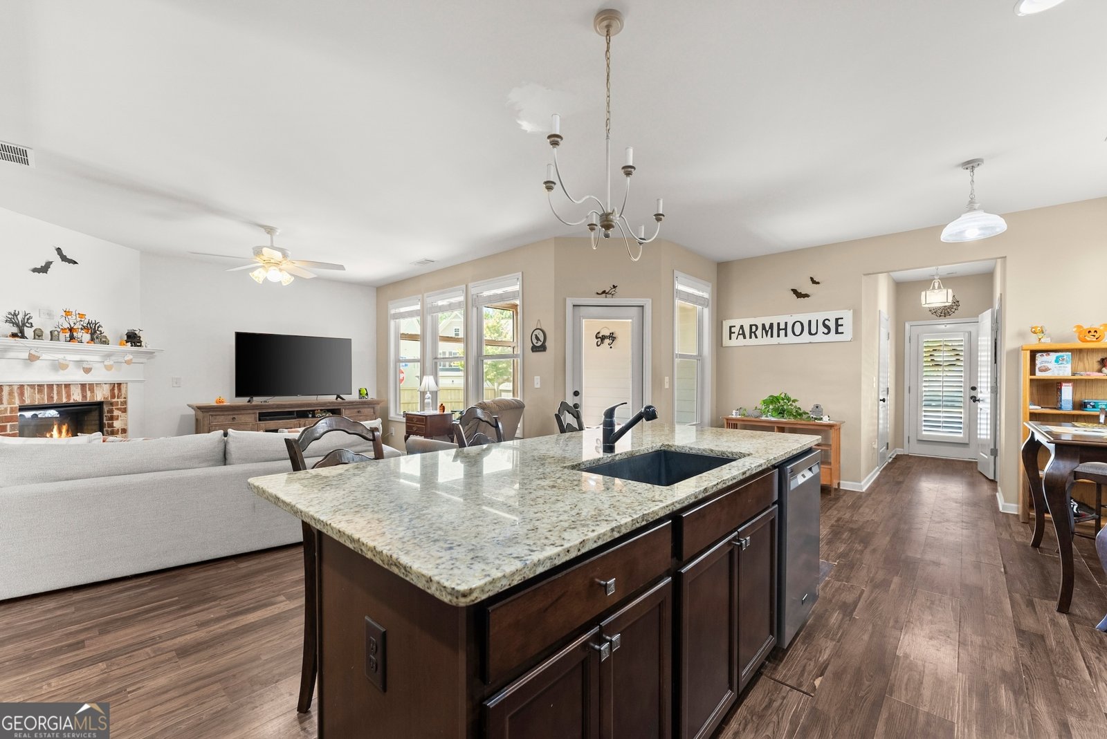5929 Watersdown Way Flowery Branch - 13