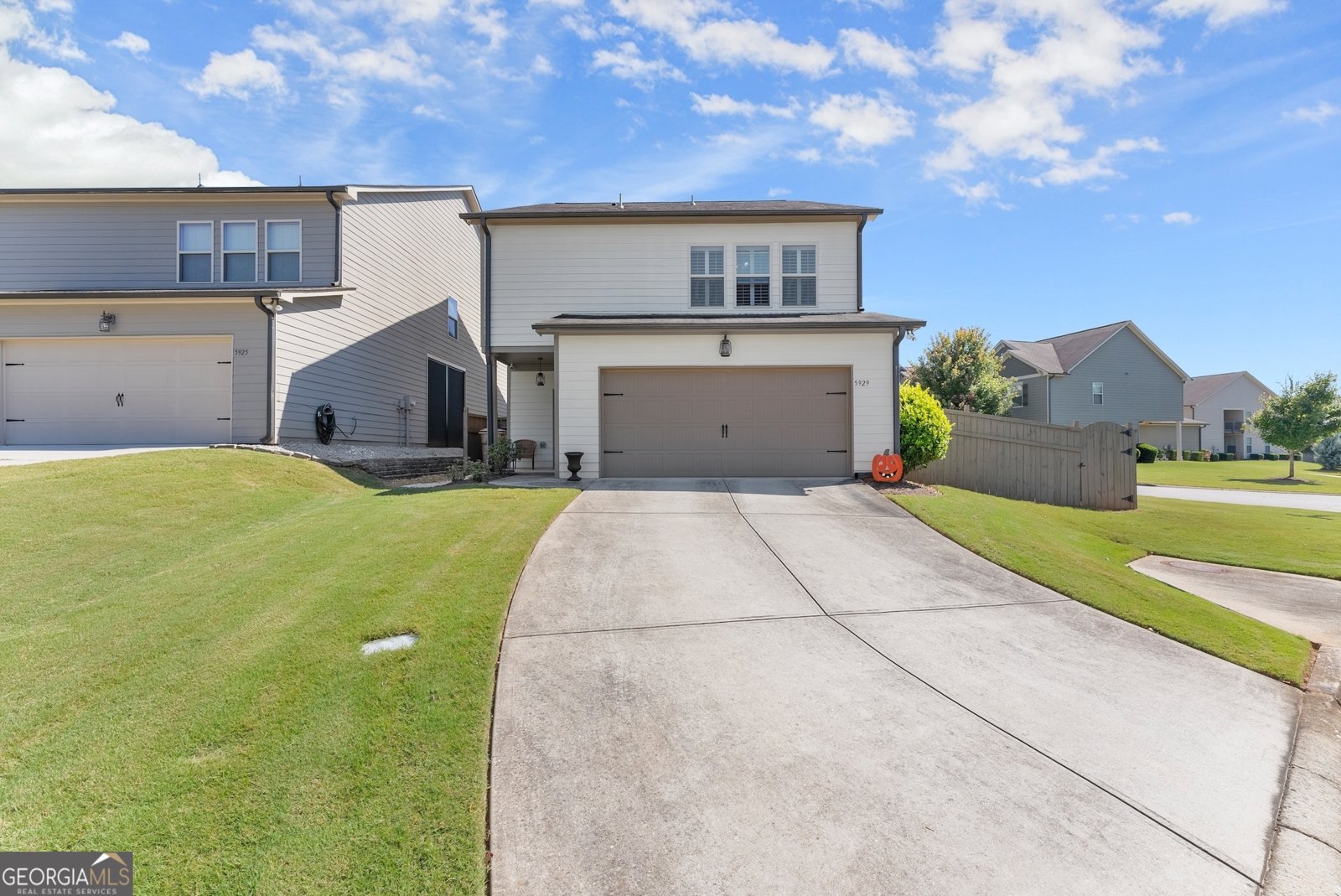 5929 Watersdown Way Flowery Branch - 34
