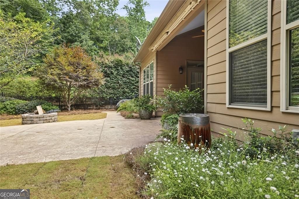 5050 Castlegate Court Cumming - 6