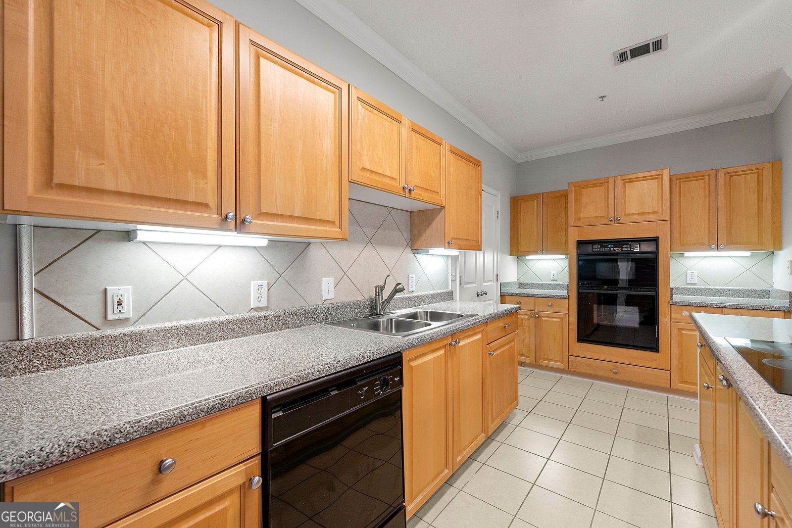 2015 Barrett Lakes Boulevard Kennesaw - 9