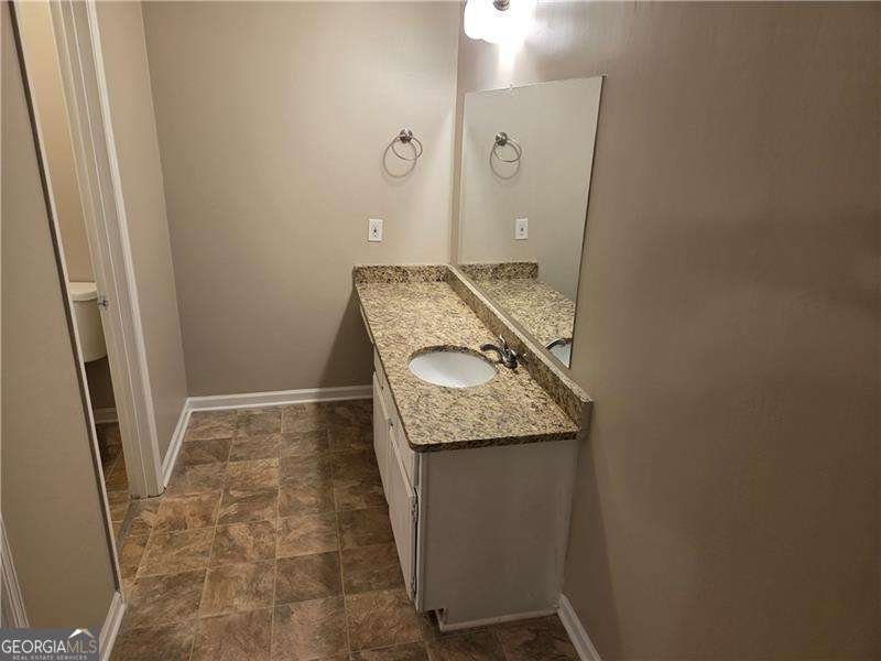 943 Lake Drive Court Stone Mountain - 10