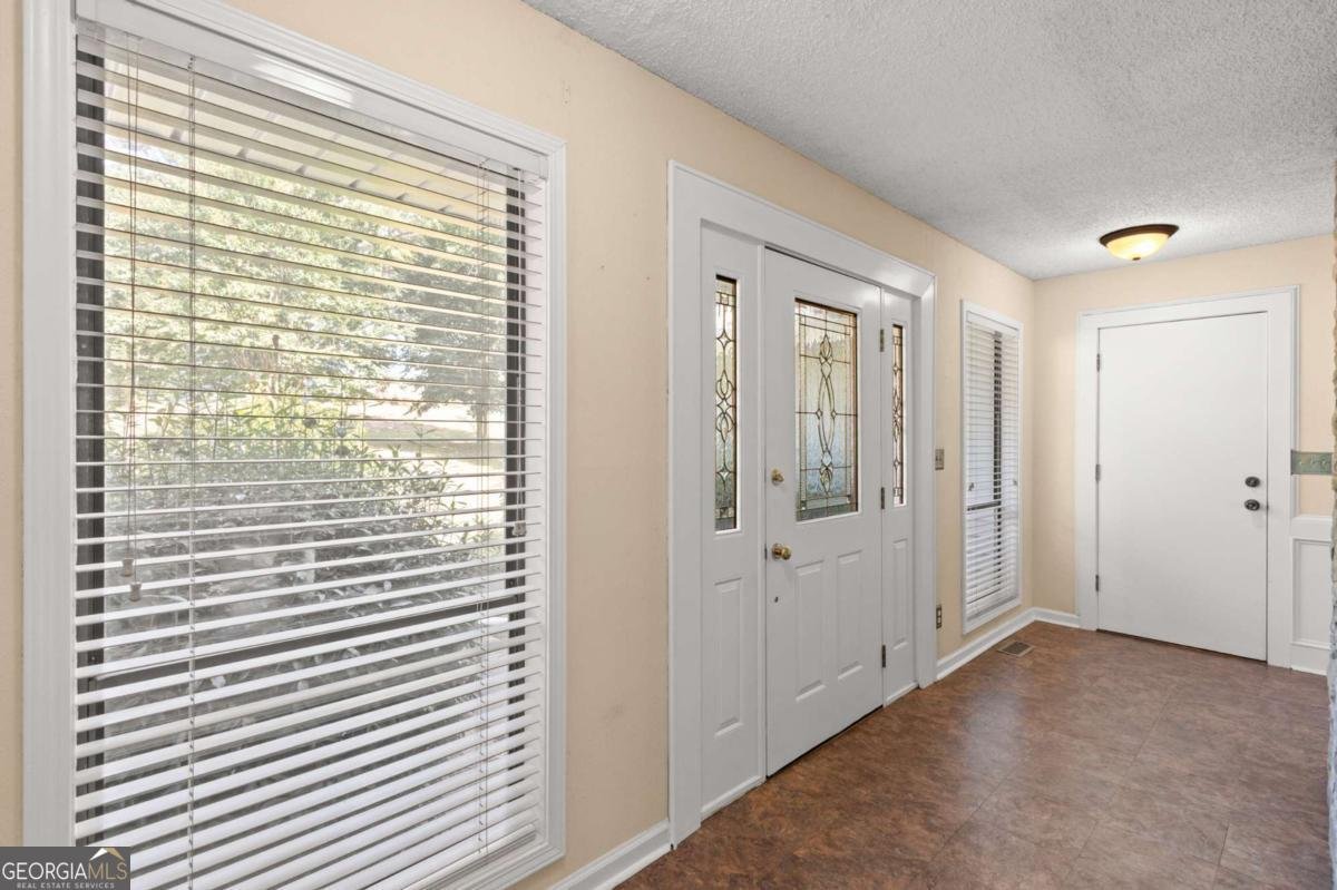 793 Chesterfield Drive Lawrenceville - 14