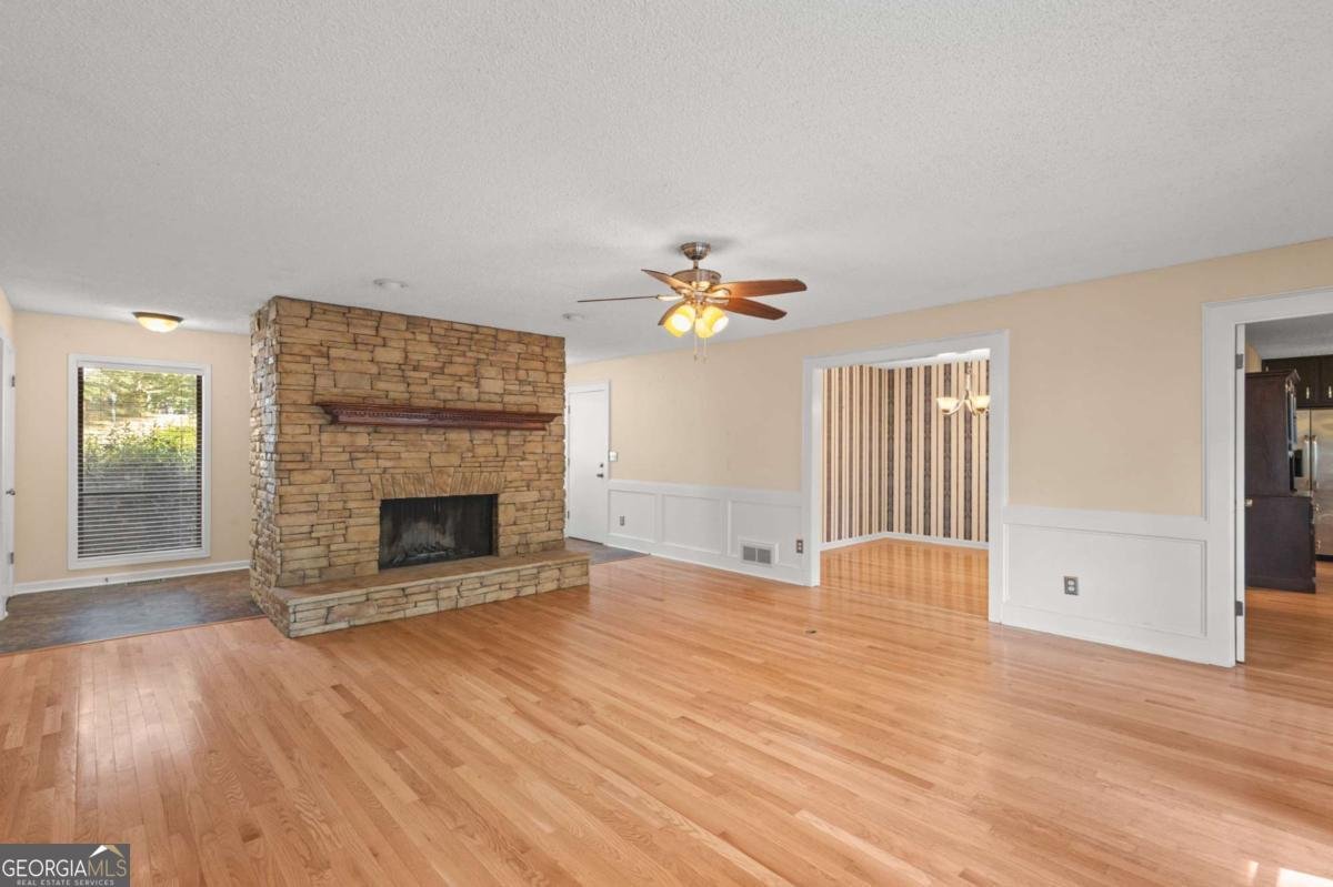 793 Chesterfield Drive Lawrenceville - 4