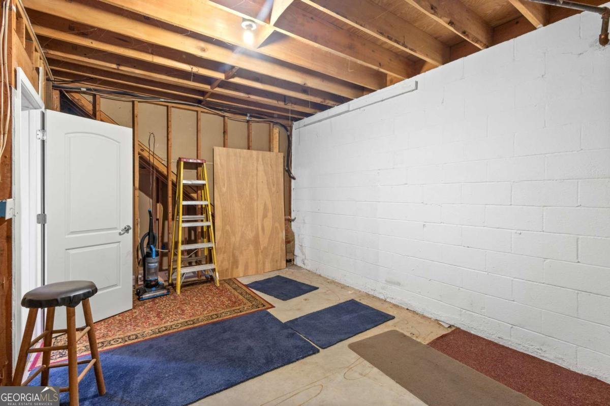 793 Chesterfield Drive Lawrenceville - 40
