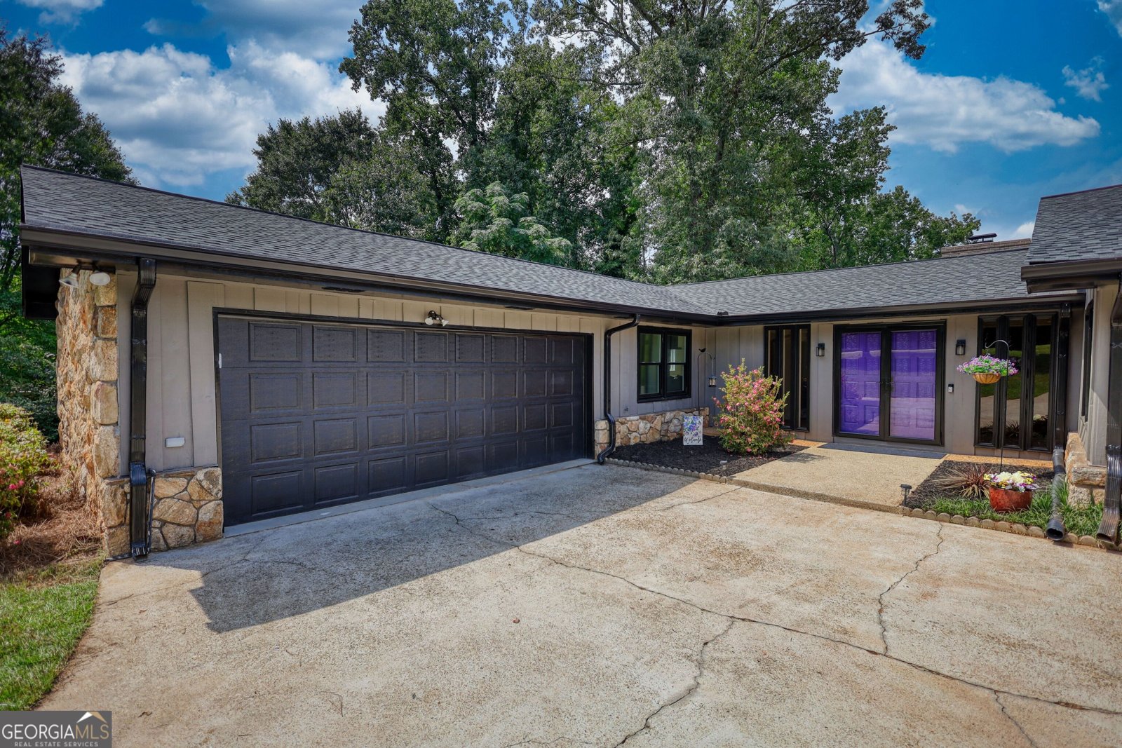 1821 Holmes Drive Conyers - 2