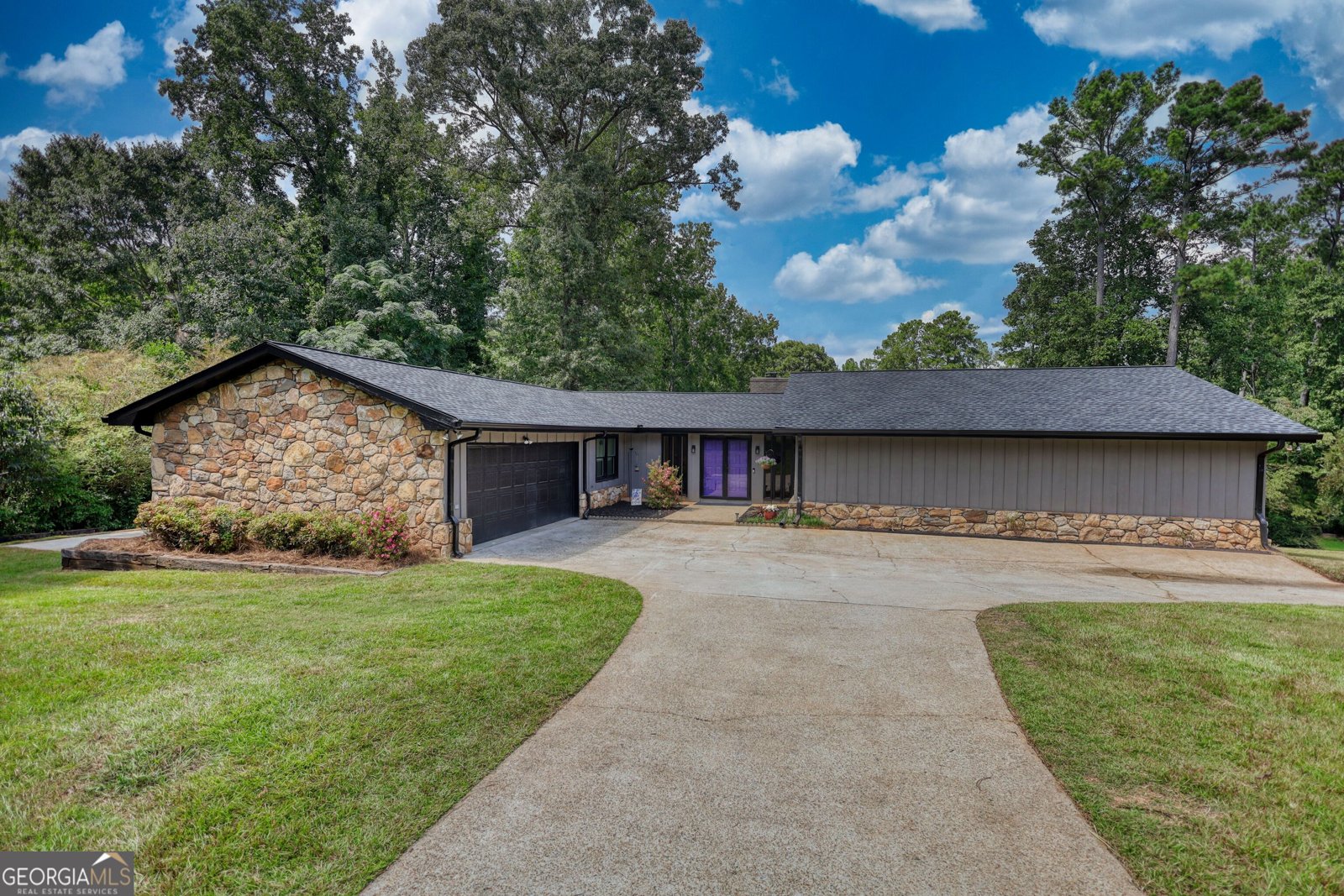 1821 Holmes Drive Conyers - 40