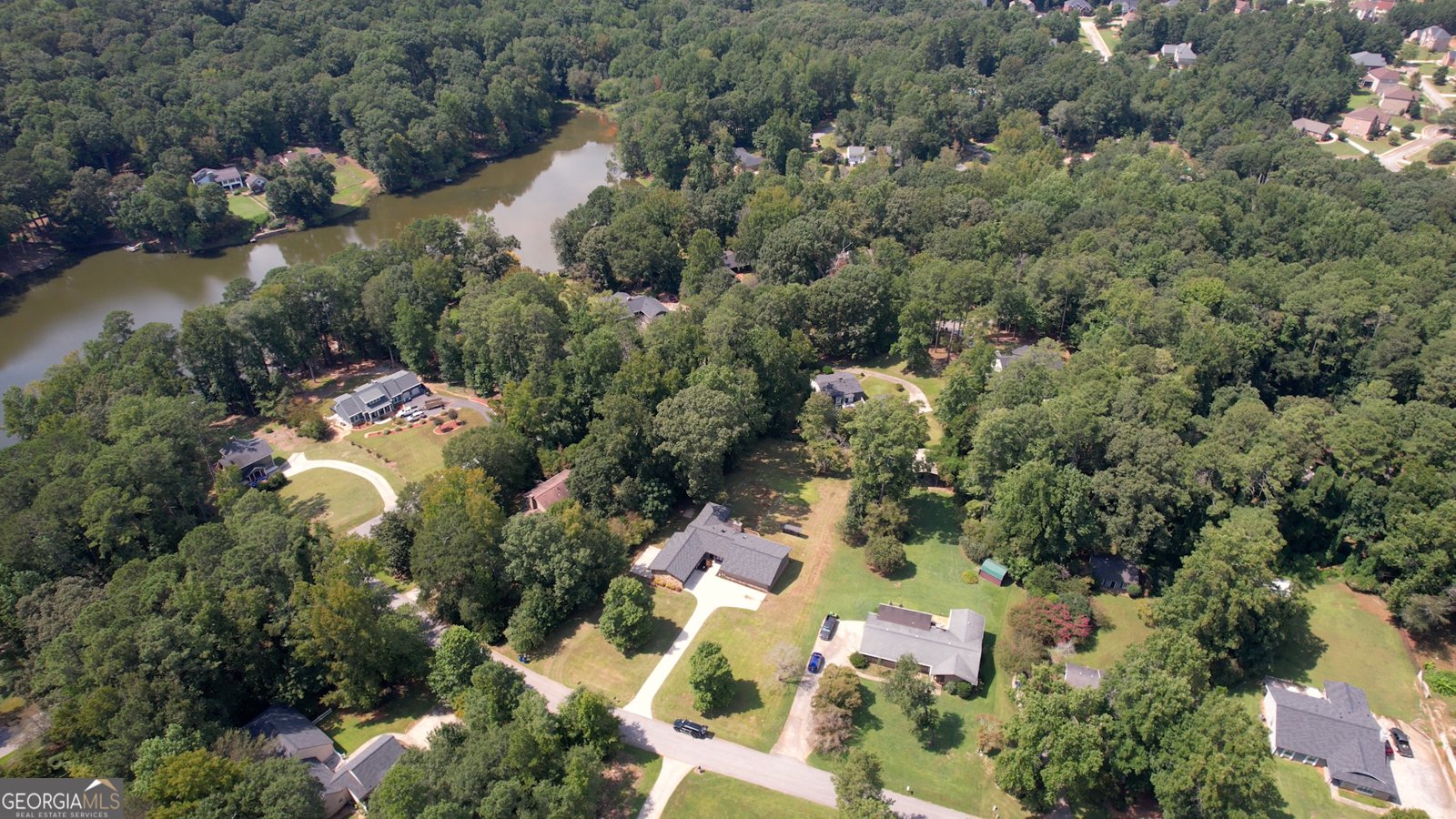 1821 Holmes Drive Conyers - 47
