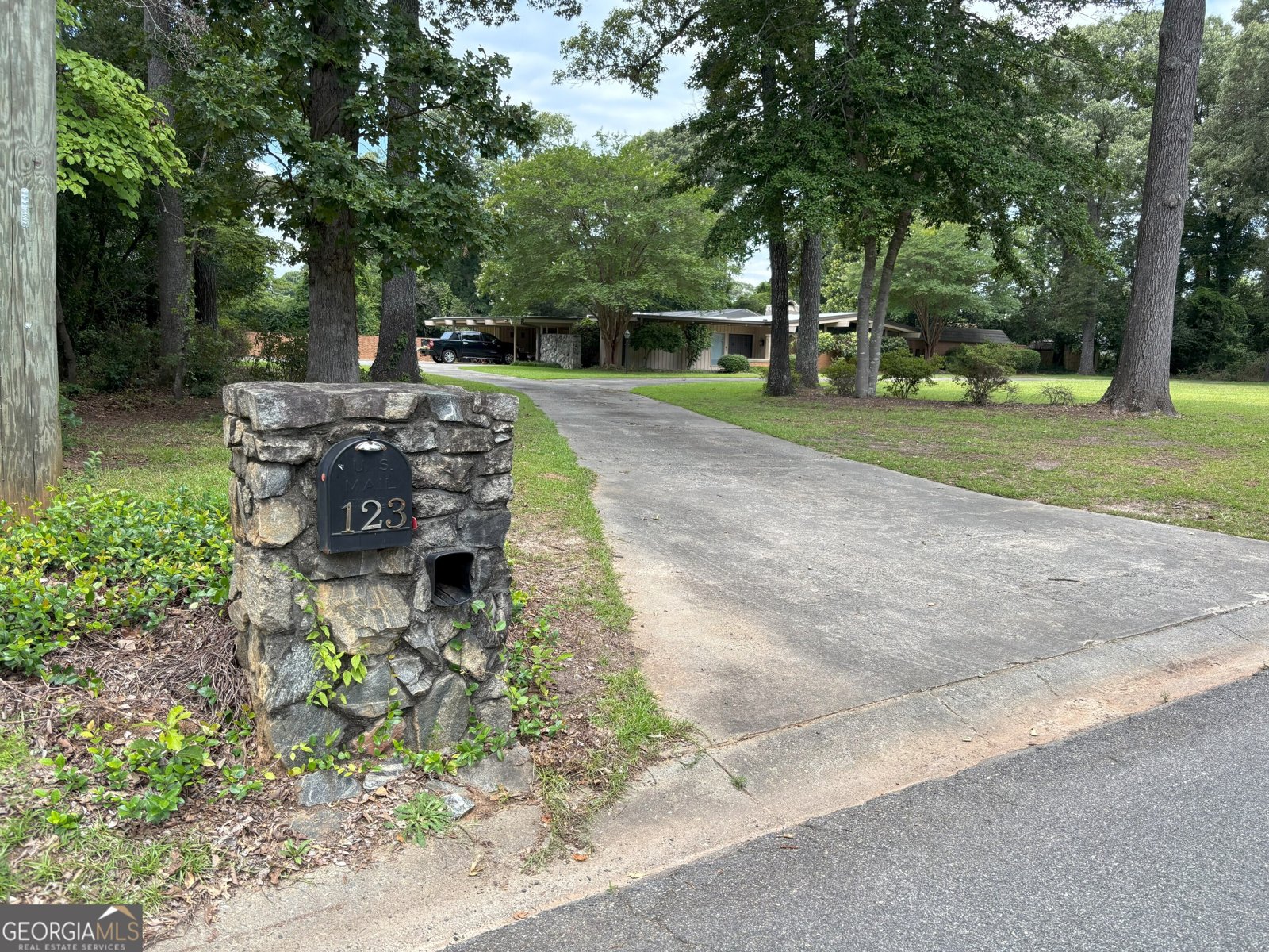 123 Tanglewood Drive Warner Robins - 58