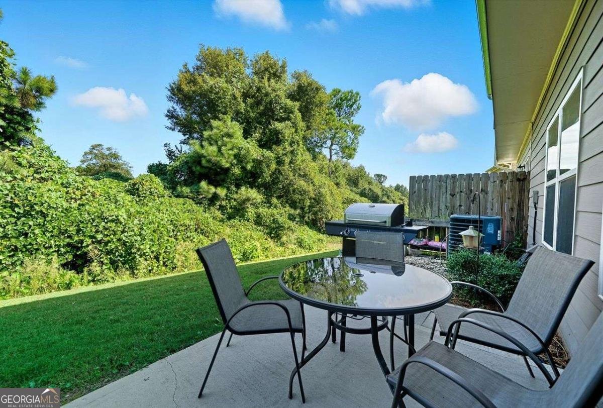 3652 ACORN Drive Oakwood - 22