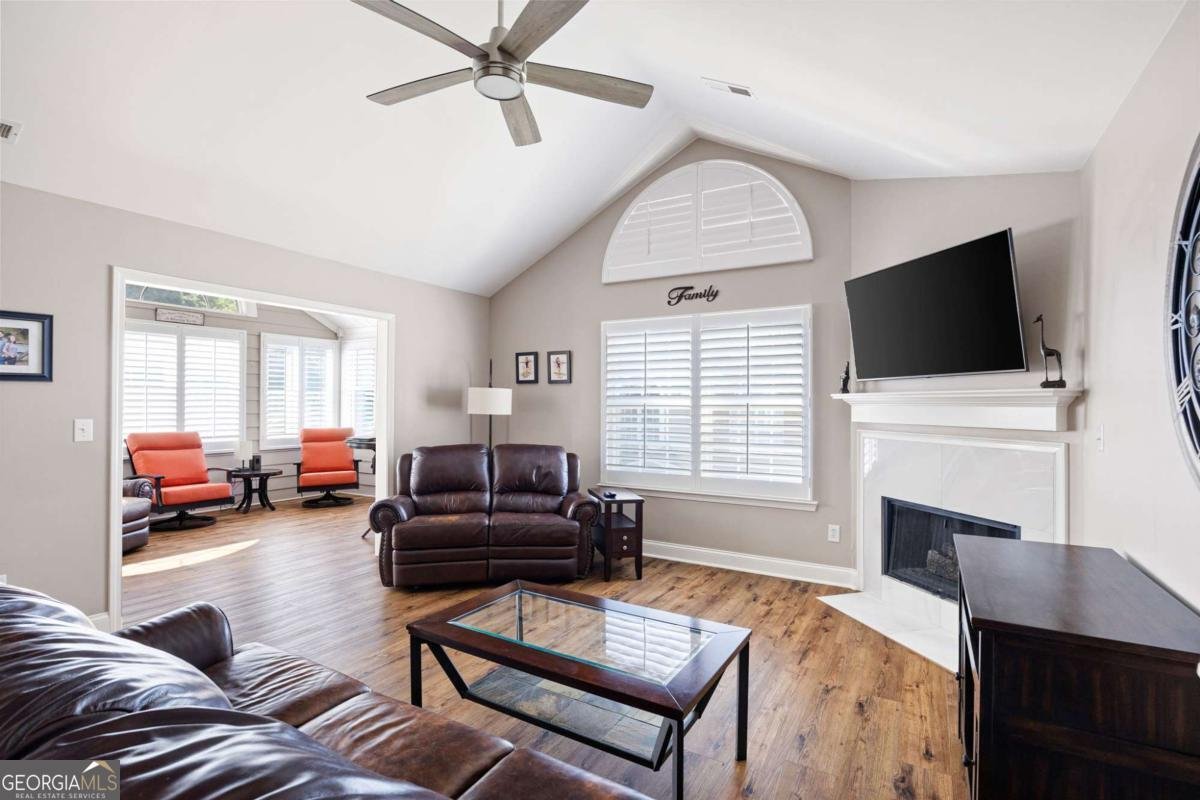 2228 Carefree Circle Marietta - 10