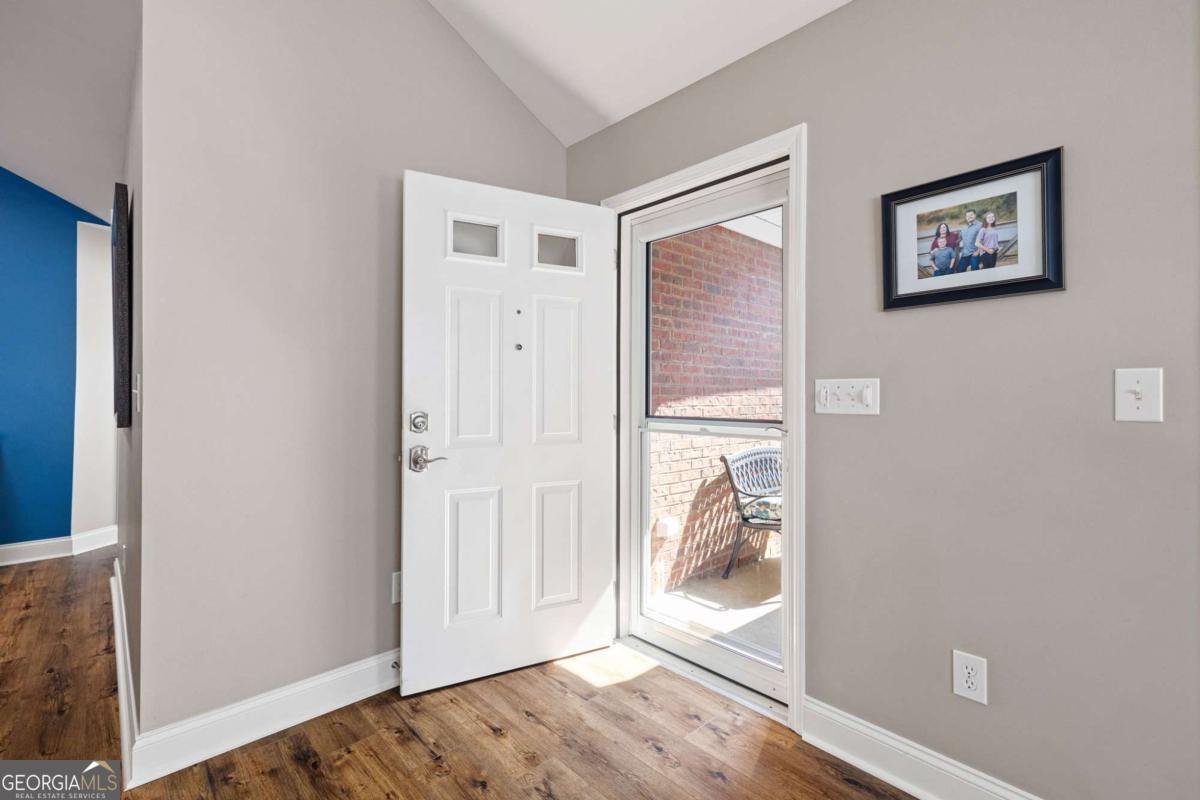 2228 Carefree Circle Marietta - 6