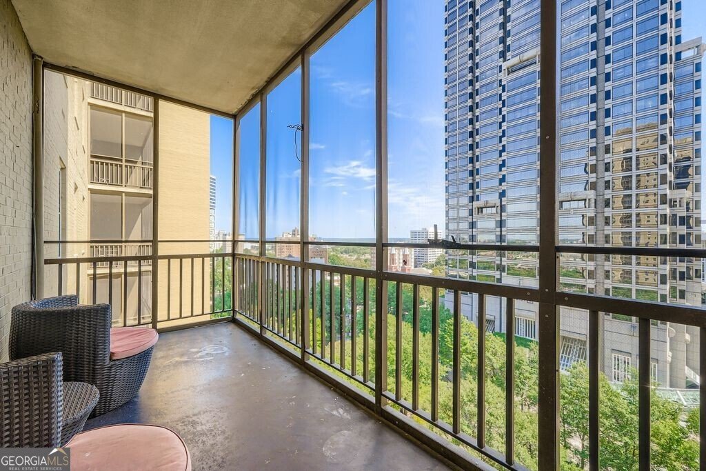 300 Peachtree Street Atlanta - 6