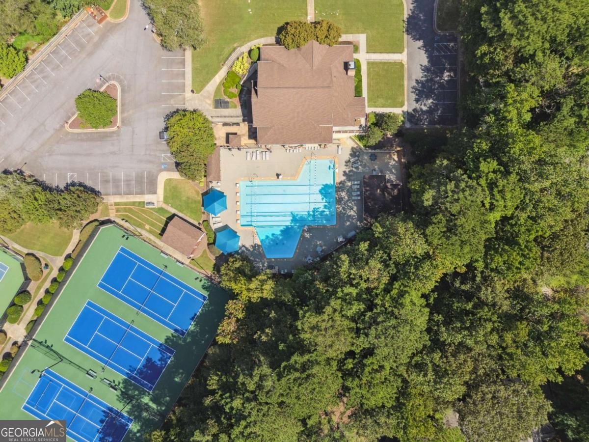523 WILLSFORD Court Alpharetta - 40