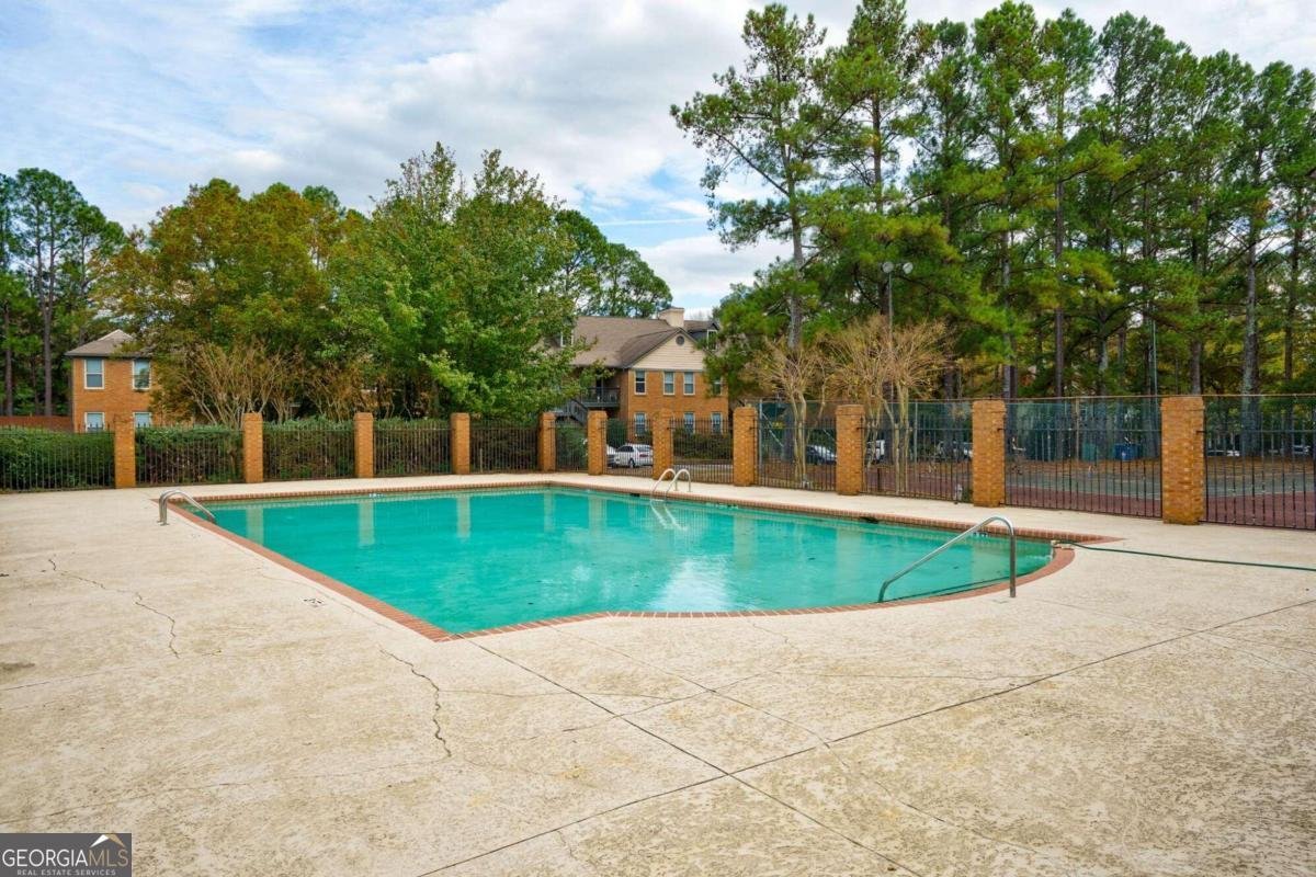 312 Brittany Court Duluth - 10