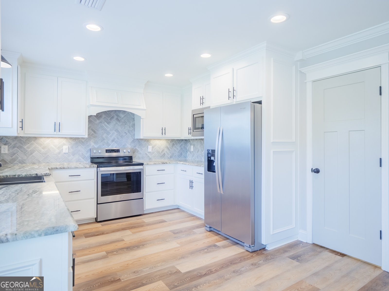 5674 Clydetta Drive Lake Park - 13
