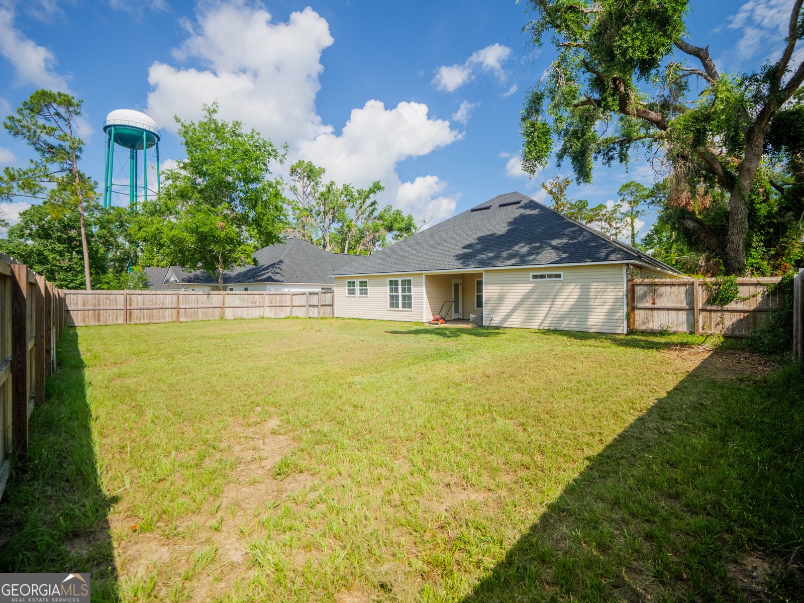5674 Clydetta Drive Lake Park - 36
