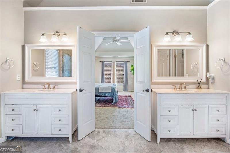 380 VICTORIAN Lane Johns Creek - 10