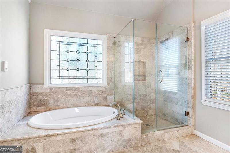 380 VICTORIAN Lane Johns Creek - 11