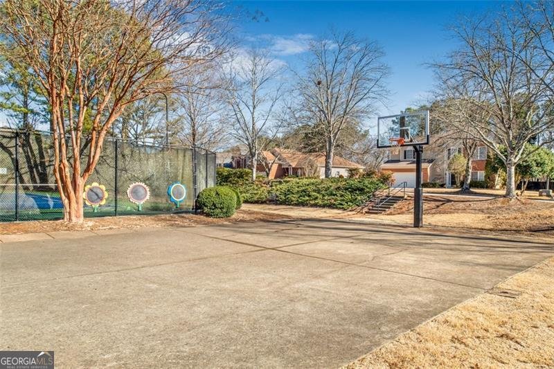 380 VICTORIAN Lane Johns Creek - 16