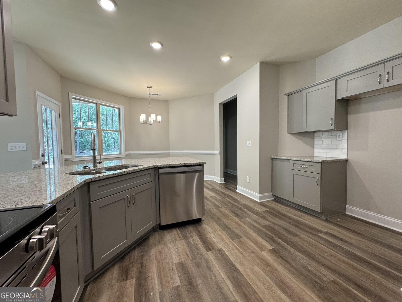 134 Country World Drive Macon - 33