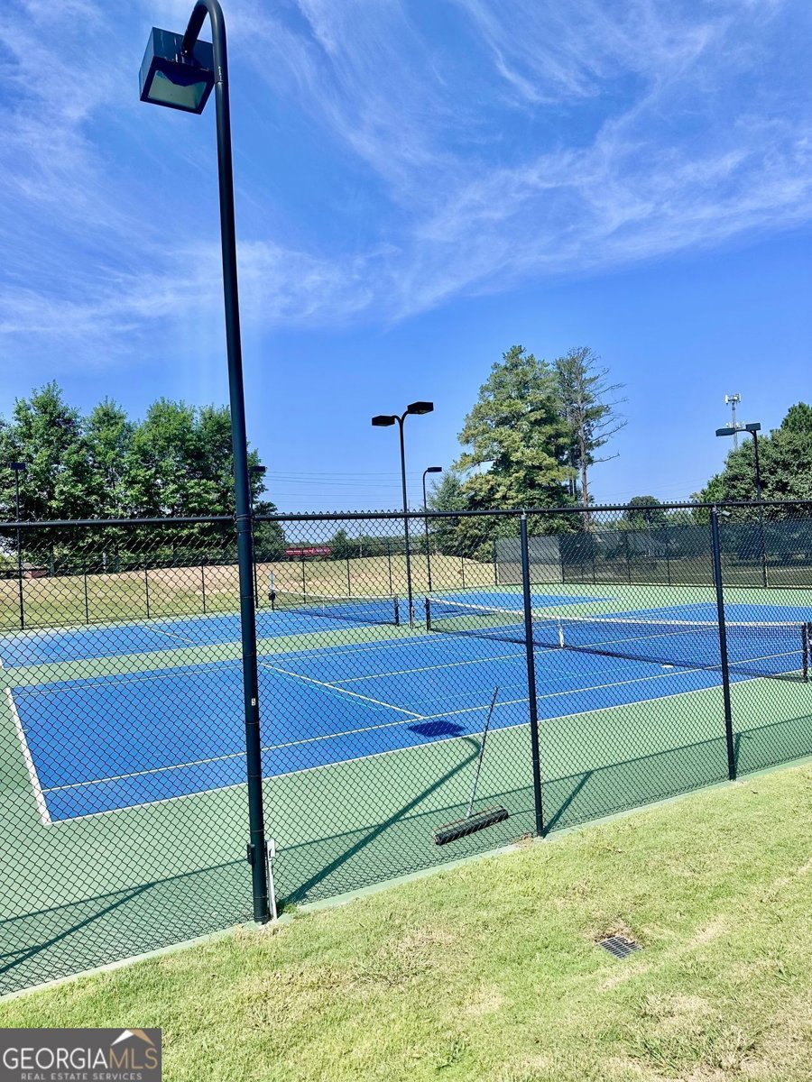 2166 DERBYSHIRE Drive Marietta - 29