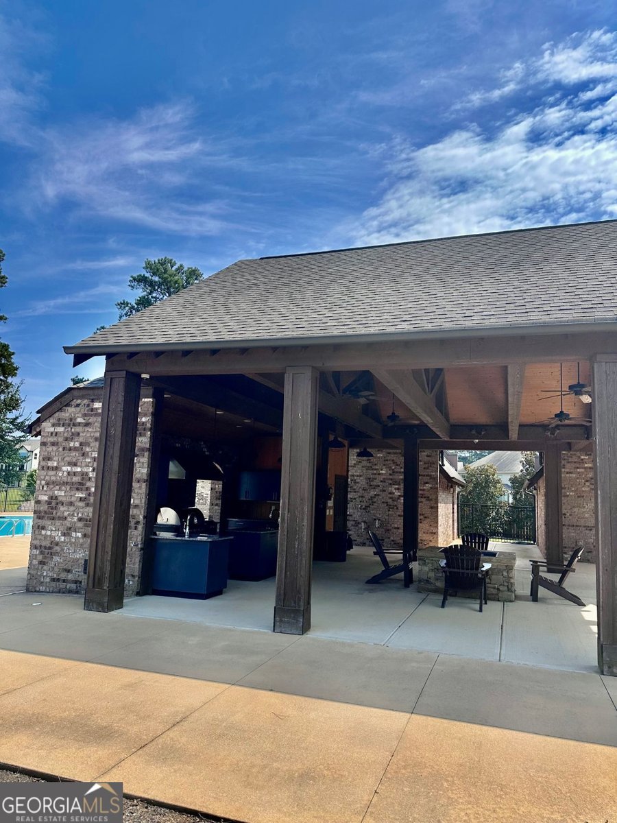 2166 DERBYSHIRE Drive Marietta - 31