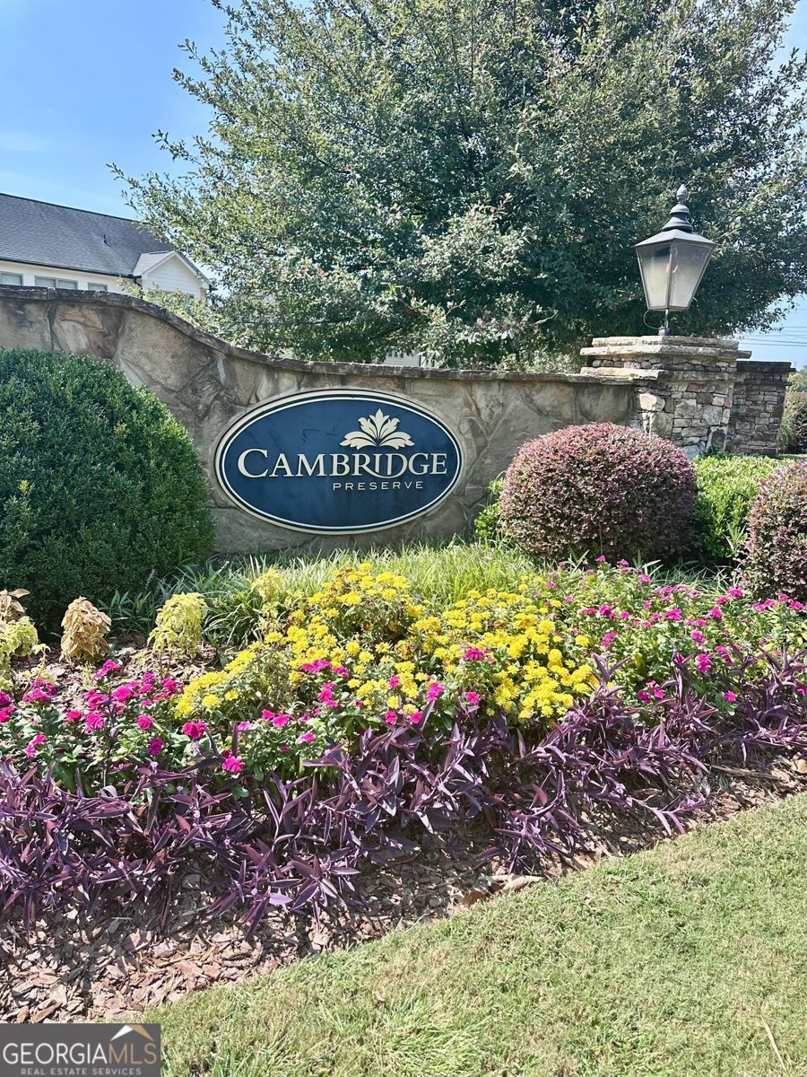 2166 DERBYSHIRE Drive Marietta - 52