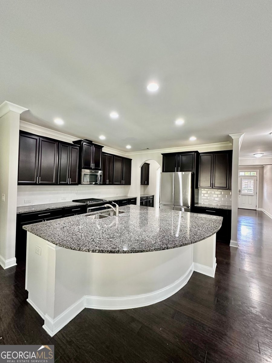 2166 DERBYSHIRE Drive Marietta - 8