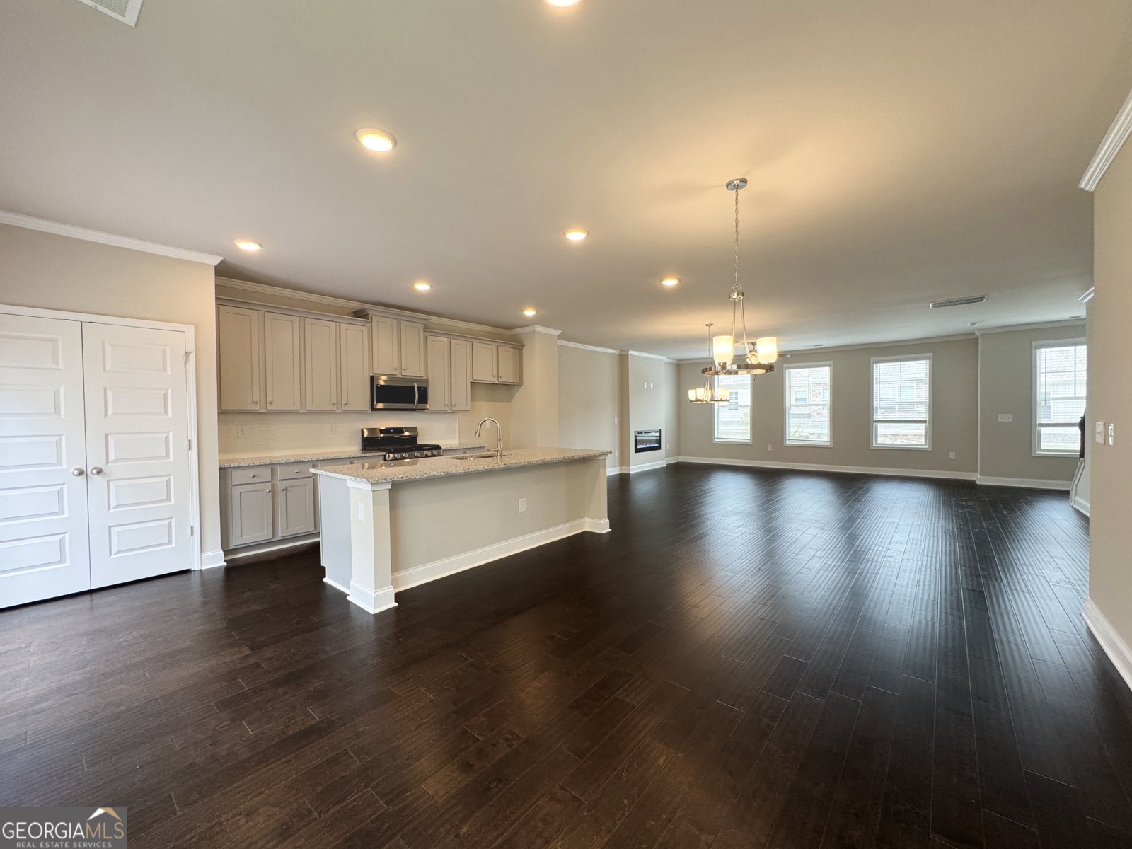 2020 Manor Pointe Drive Cumming - 9