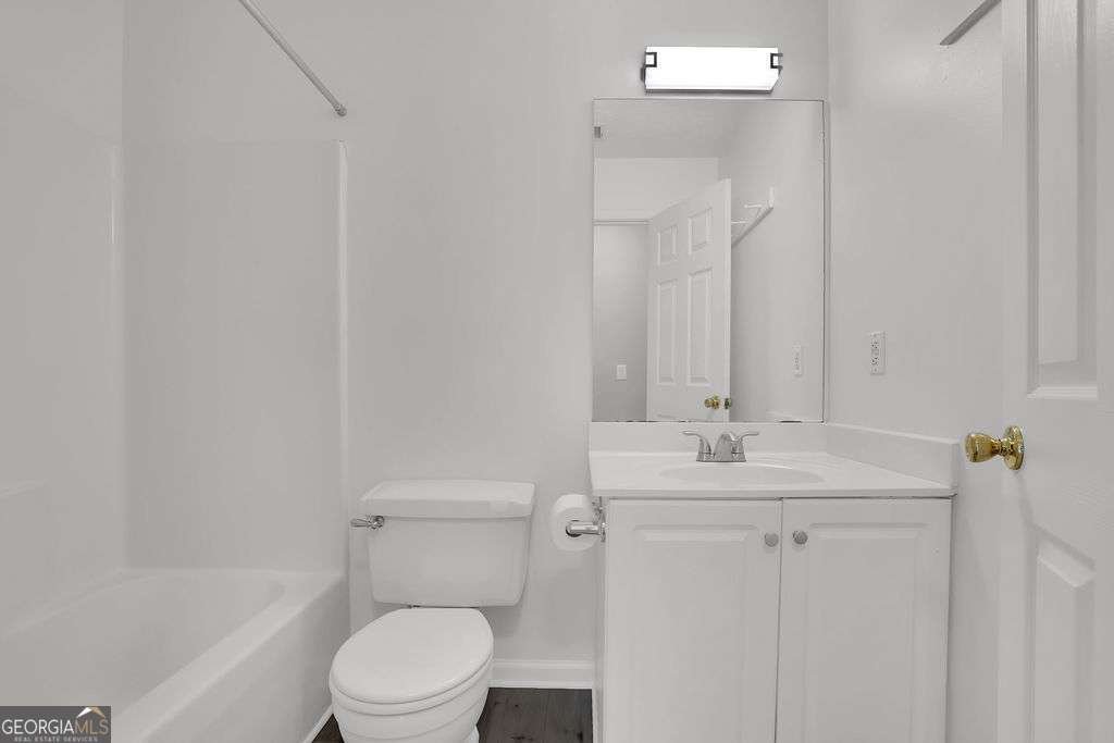 3505 English Oaks Drive Kennesaw - 19
