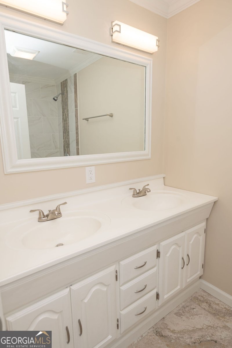 12820 Ga Highway 87 Juliette - 40