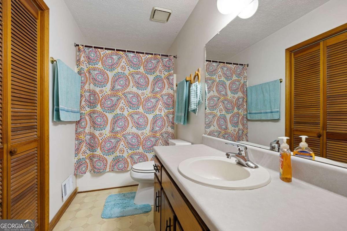 205 Deerchase Drive Woodstock - 15