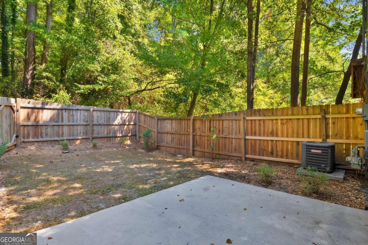 832 Heritage Oaks Drive Stone Mountain - 27