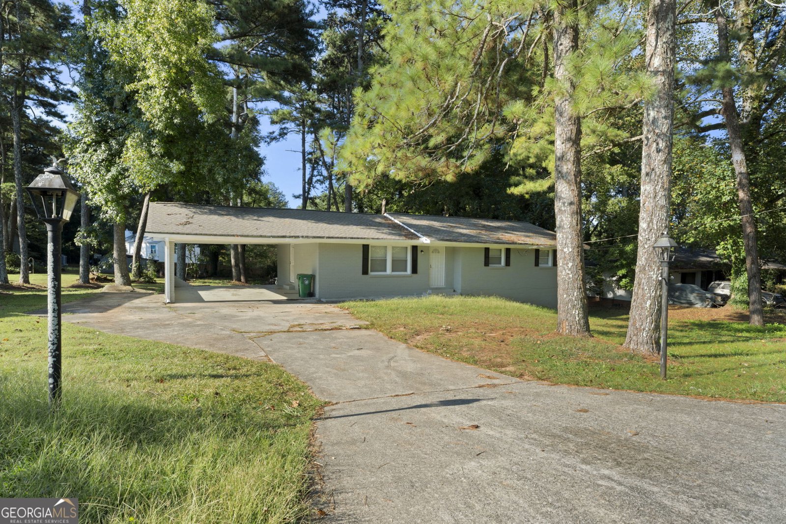 775 Aberdeen Drive Stone Mountain - 1