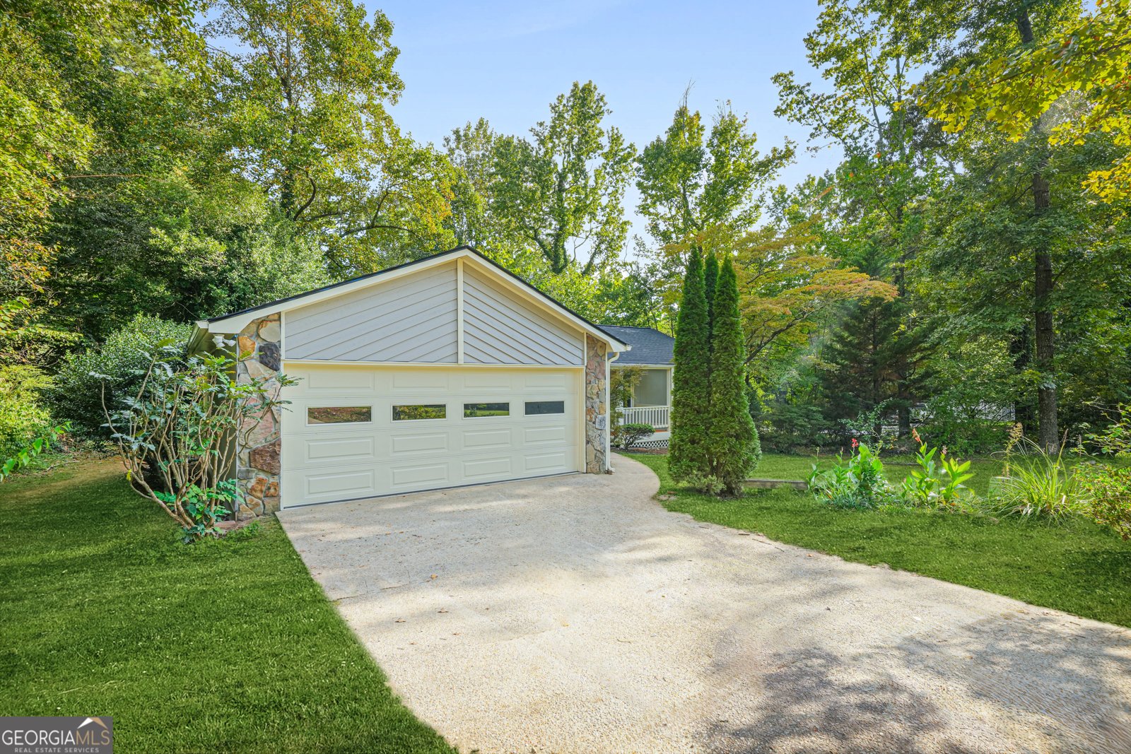 5226 Cumberland Way Stone Mountain - 3