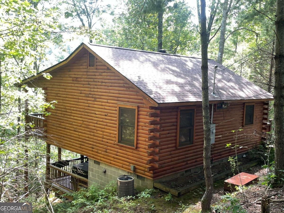 77 BRITTANY Lane Cherry Log - 4