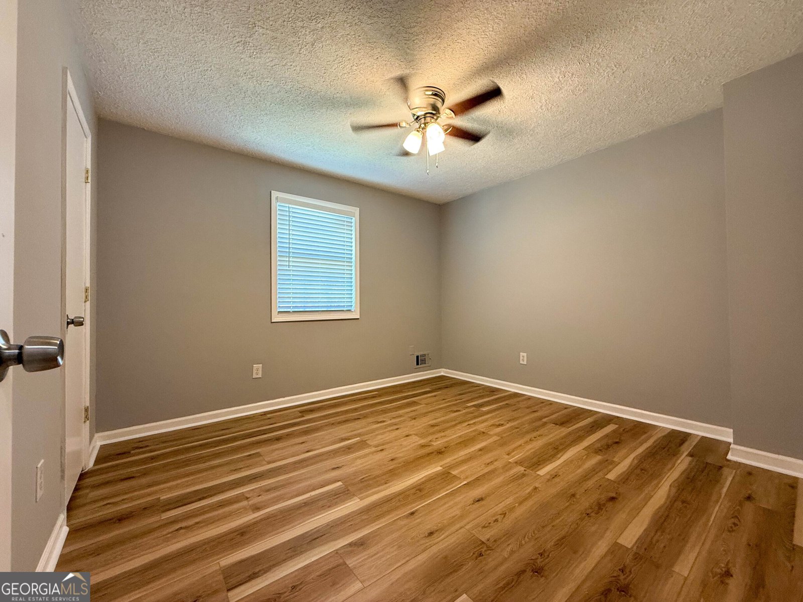 5790 Twain Drive Ellenwood - 27