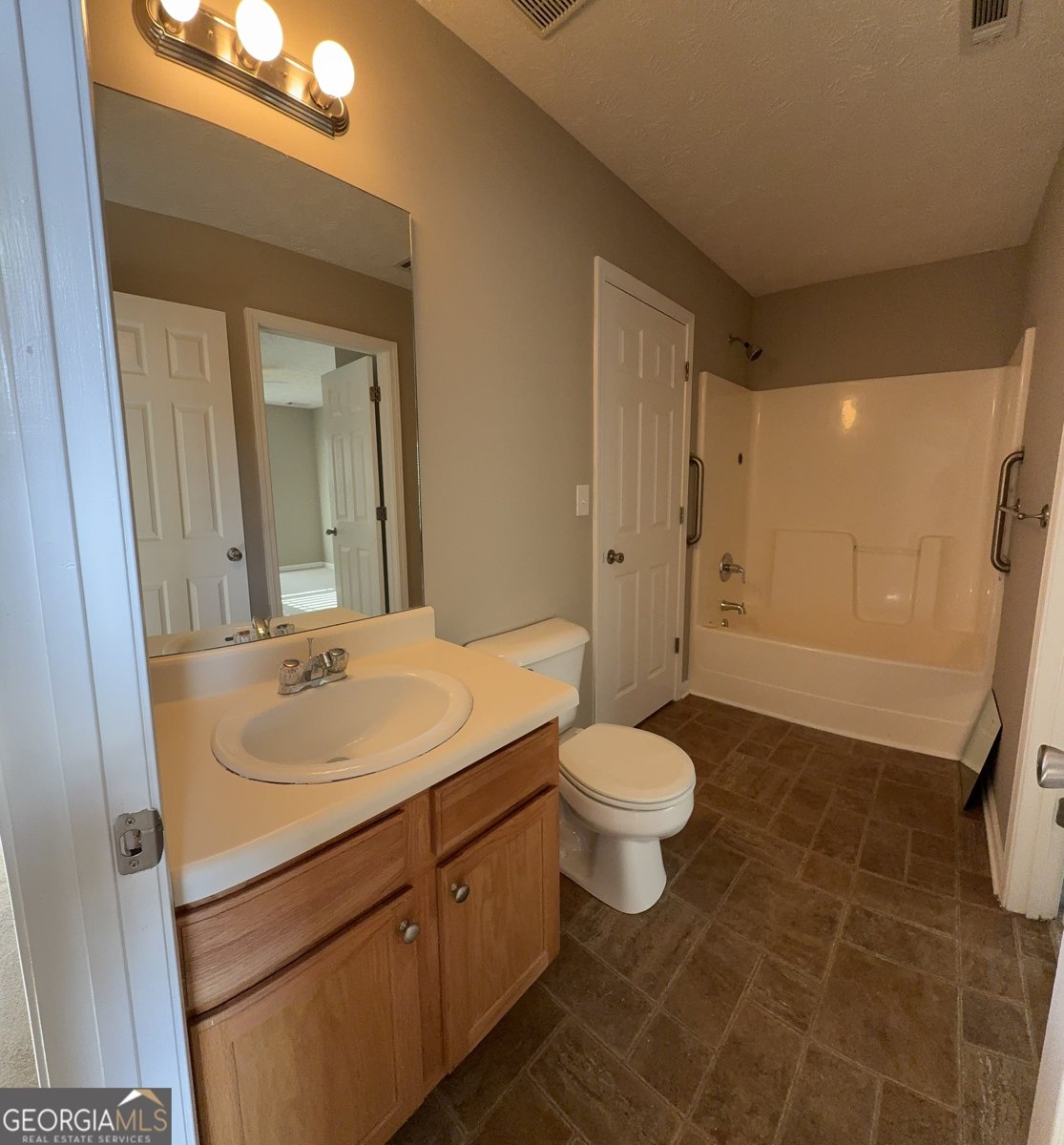252 Oceanliner Drive Winder - 36