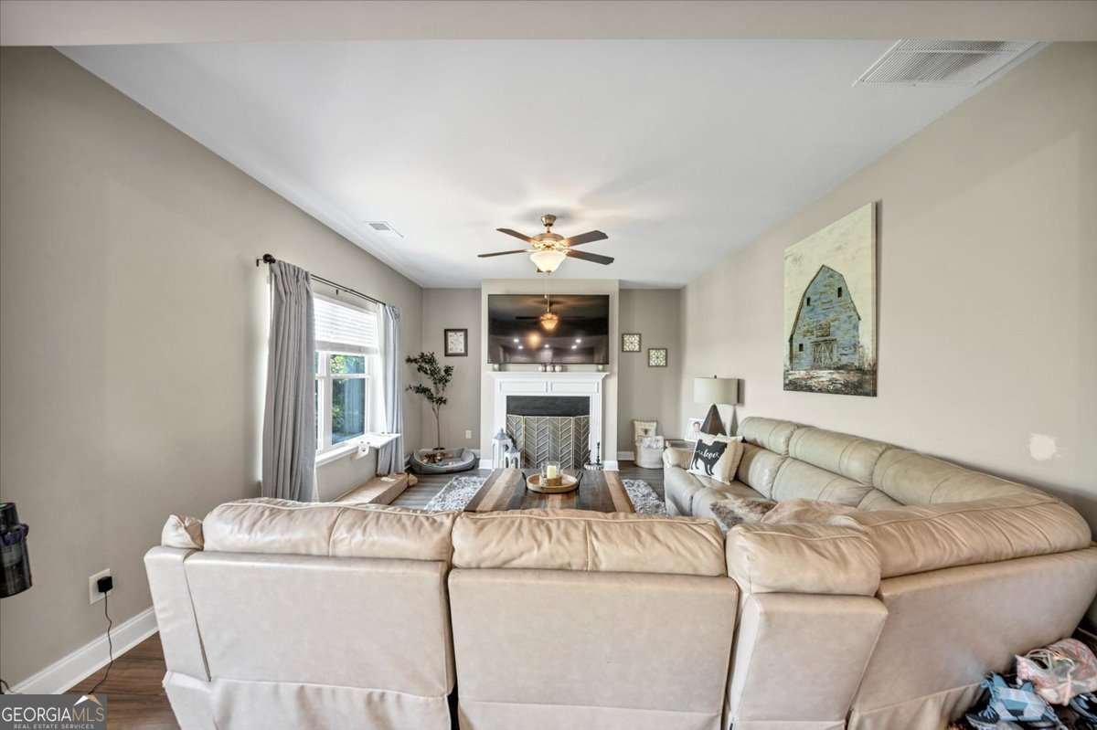 2421 PLANTERS MILL Way Conyers - 14
