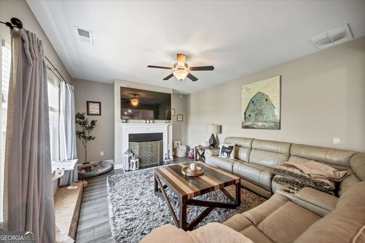 2421 PLANTERS MILL Way Conyers - 15