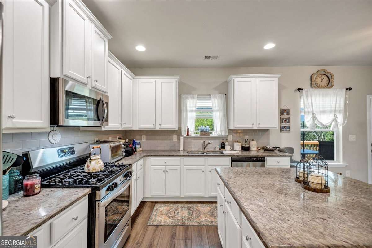 2421 PLANTERS MILL Way Conyers - 8