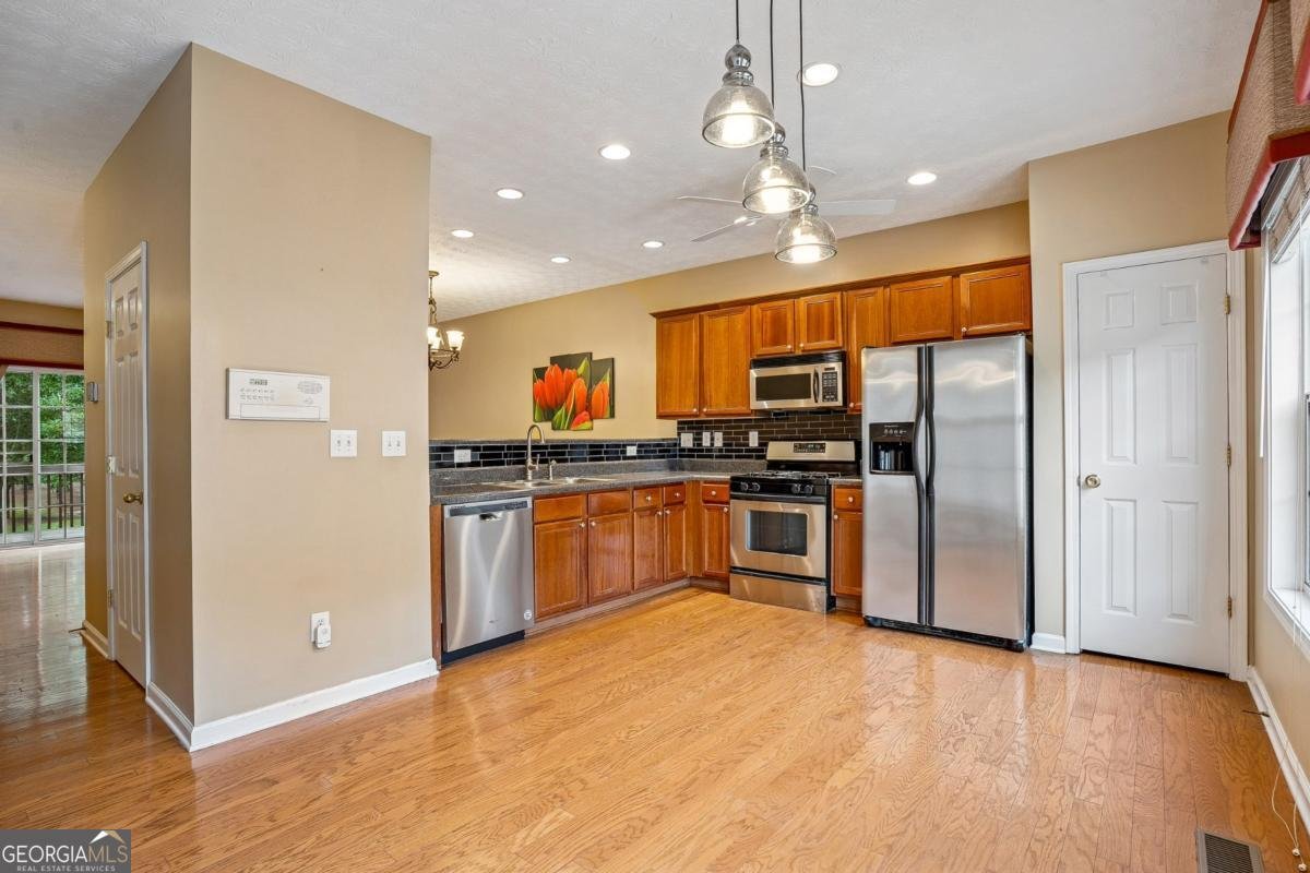 538 Lantern Wood Drive Scottdale - 10